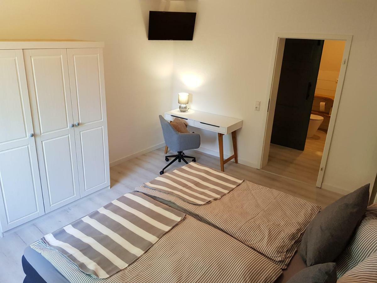 Oetzen Grosse, Helle Ferienwohnung Mit 2 Balkonen Auf Dem Bauernhof In Der Lueneburger Heide מראה חיצוני תמונה