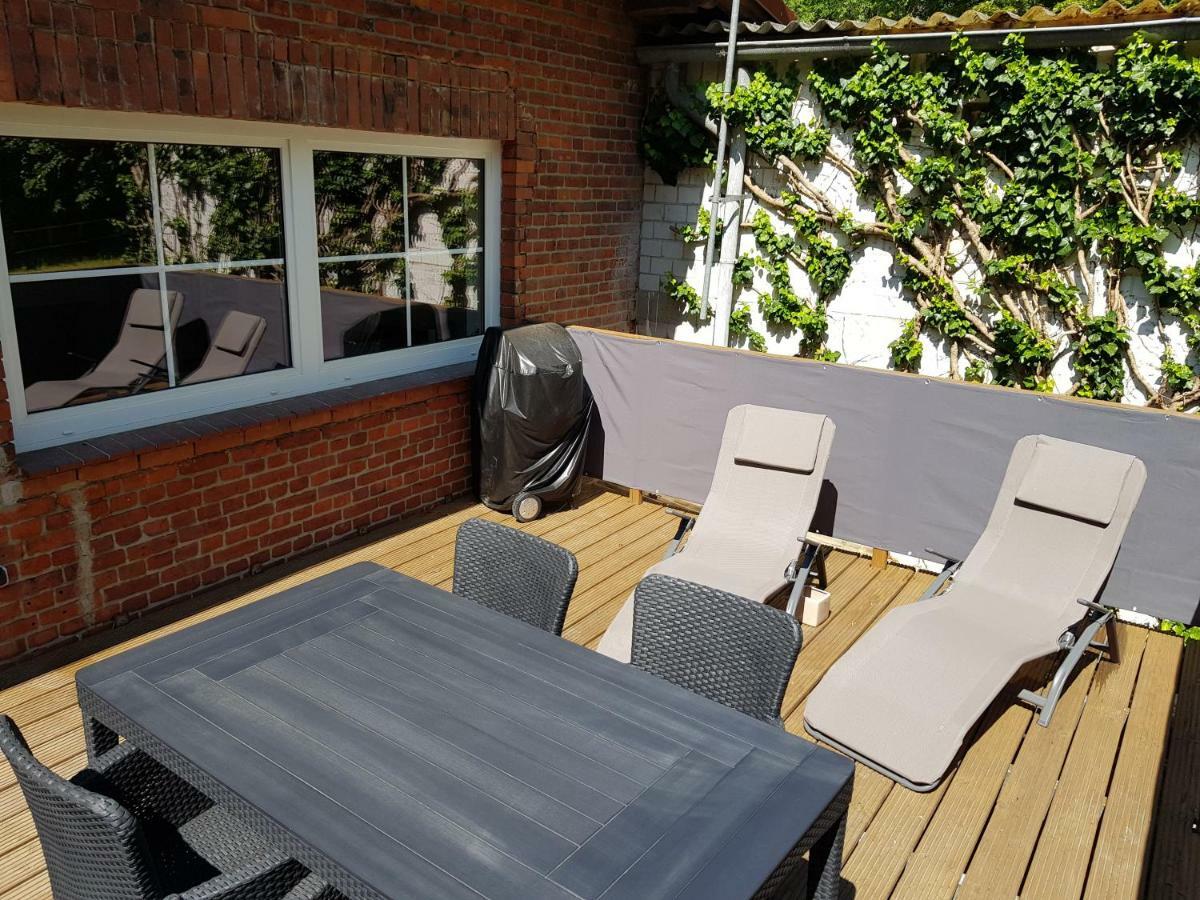 Oetzen Grosse, Helle Ferienwohnung Mit 2 Balkonen Auf Dem Bauernhof In Der Lueneburger Heide מראה חיצוני תמונה